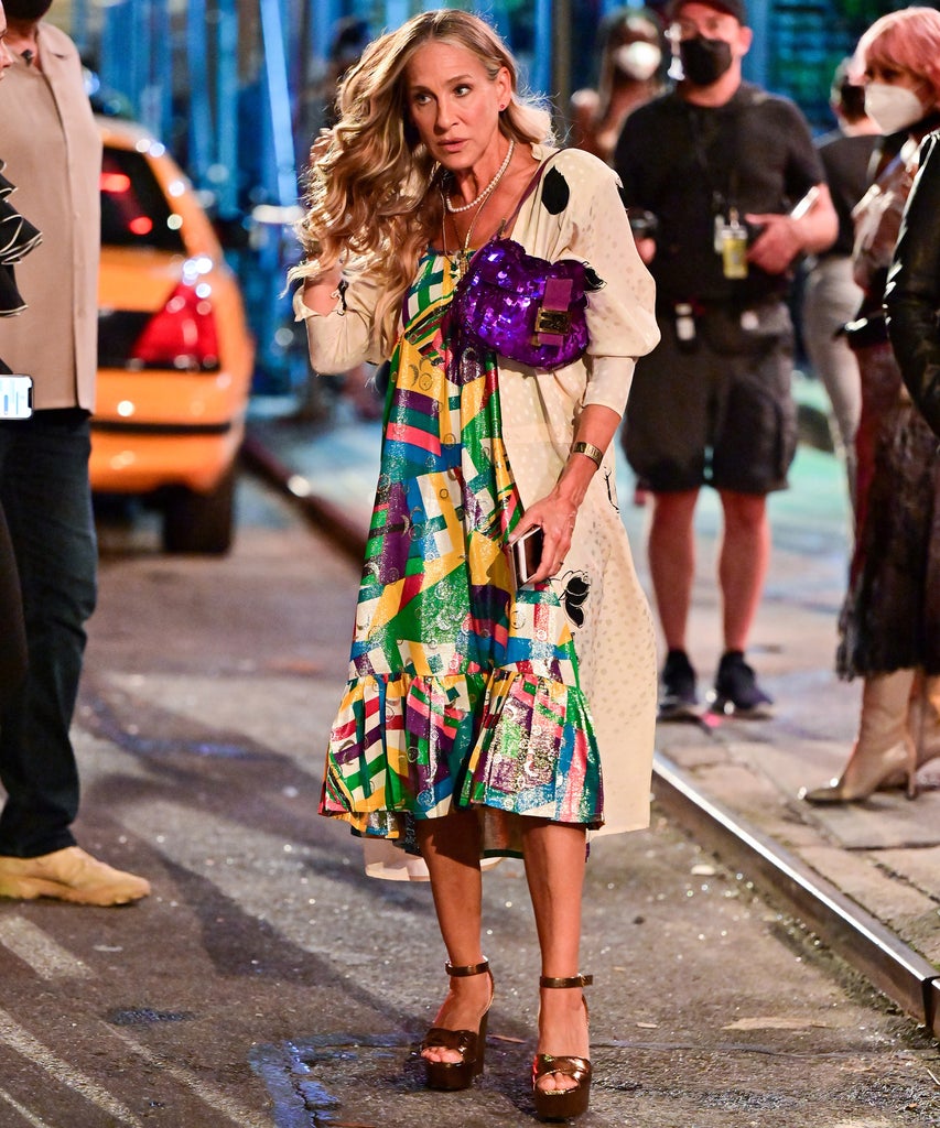 The Fendi Baguette Is Back For The Sex And The City Reboot Fendi Baguette