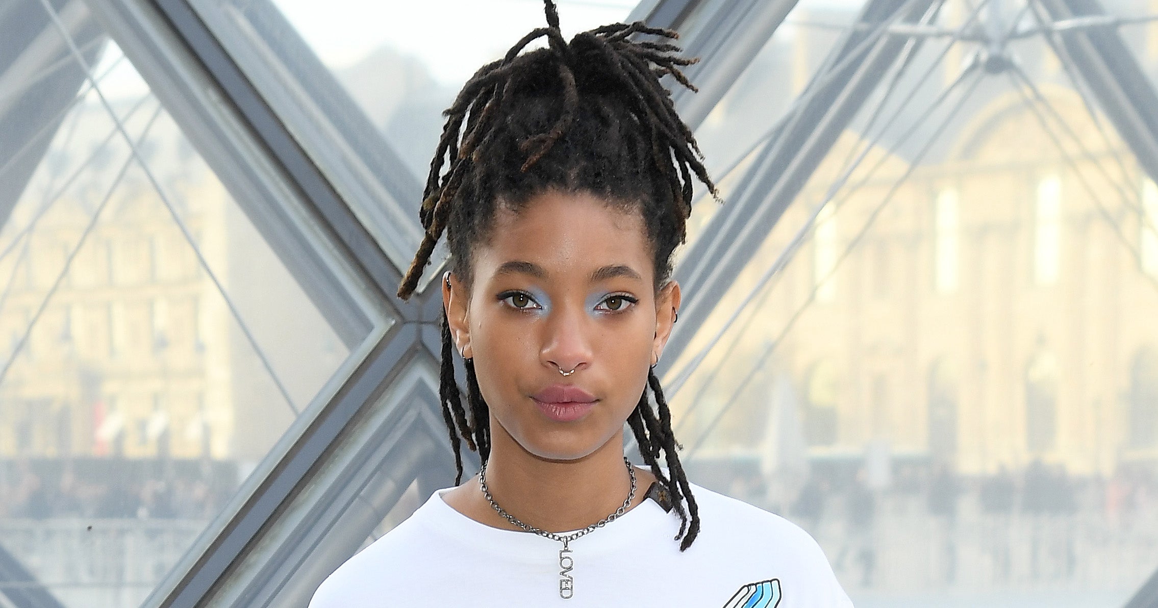 Willow Smith Shaves Head In Live "Whip My Hair" Concert