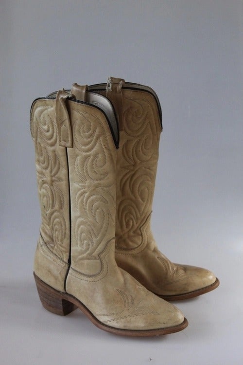 Vintage Cowboy + Cream Leather Vintage Cowboy Boots