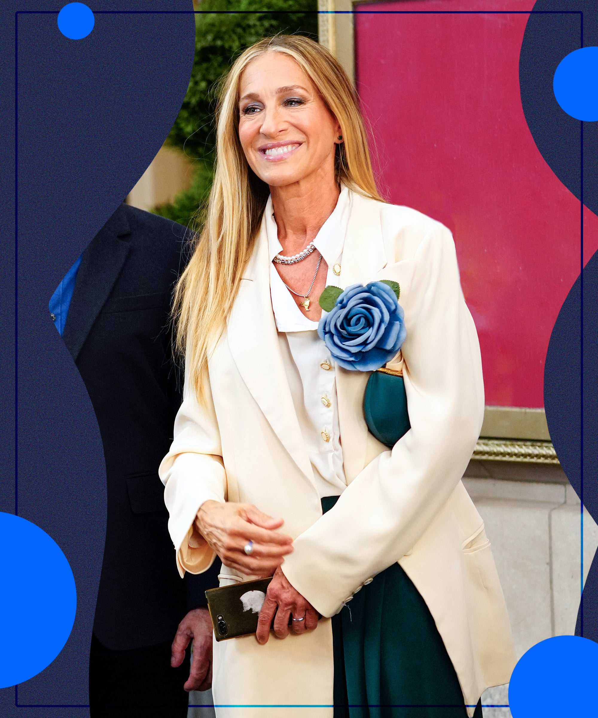 Meaning Behind Carrie Bradshaw Flower Pin In SATC