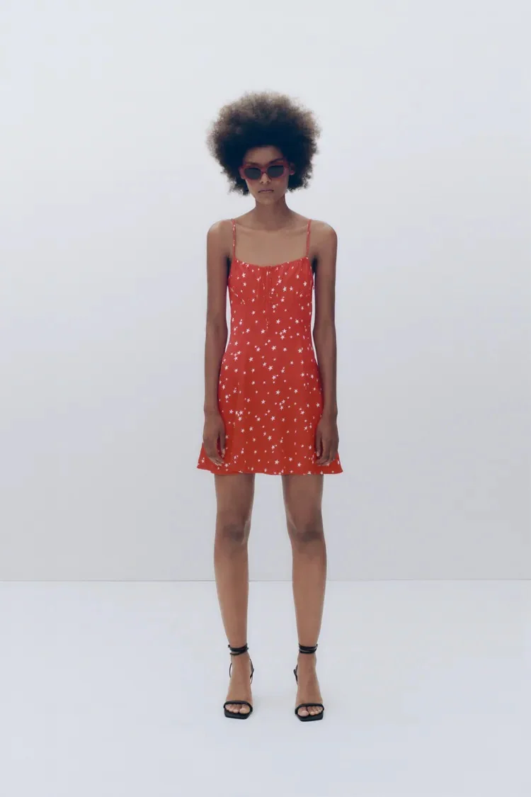 Zara star deals dress