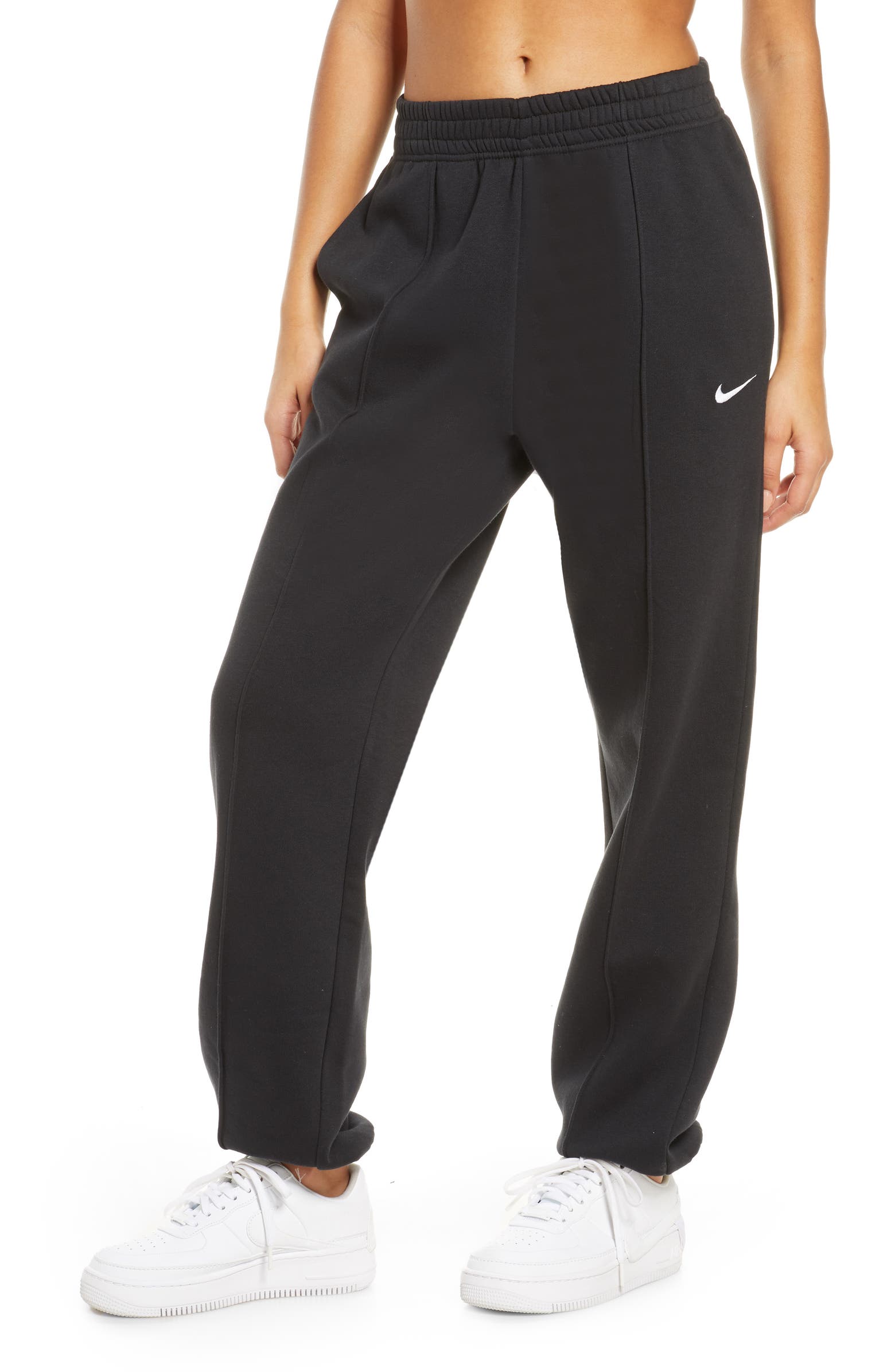 Nike + Sportswear Essential Fleece Pants