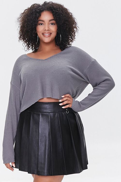 + Plus Size Faux Leather Pleated Skirt