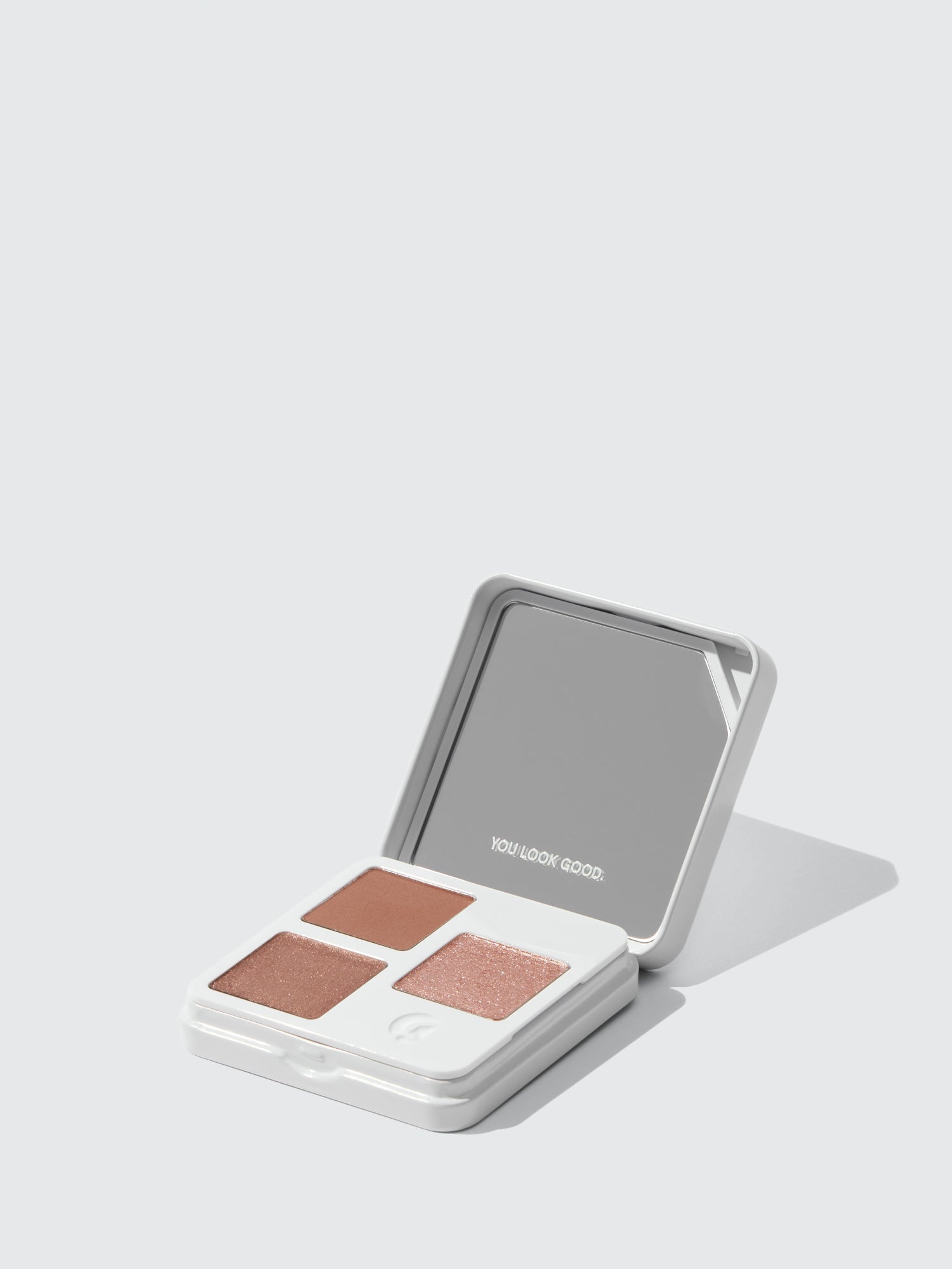 Glossier’s First-Ever Eyeshadow Palettes Are Effortless, Elevated — & Refillable