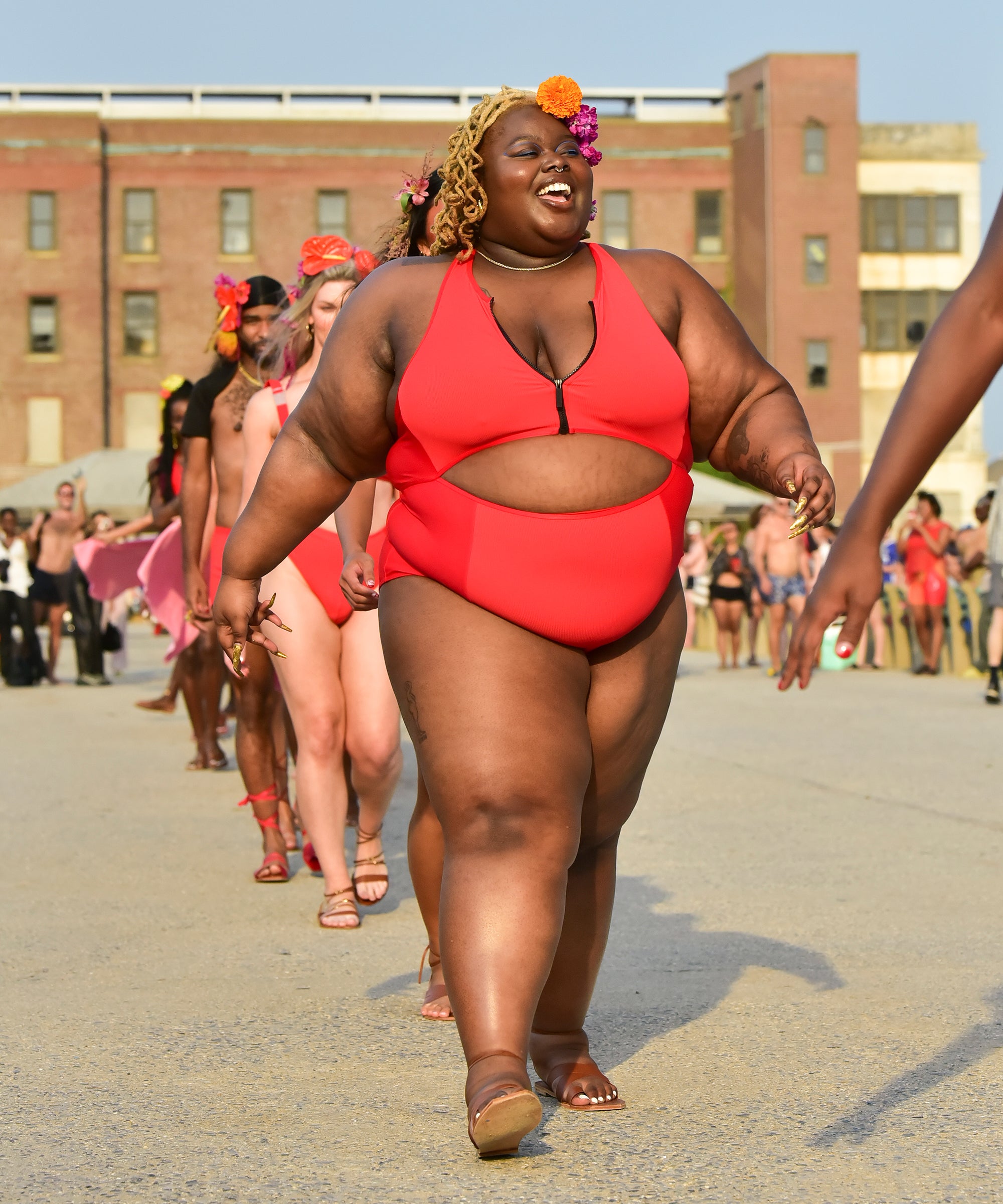 Cover Fashion Week When Plus-Size