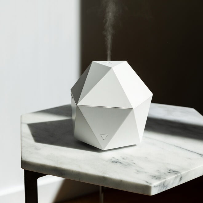Saje + Aroma (Be) Free™ Cordless & Rechargeable Diffuser