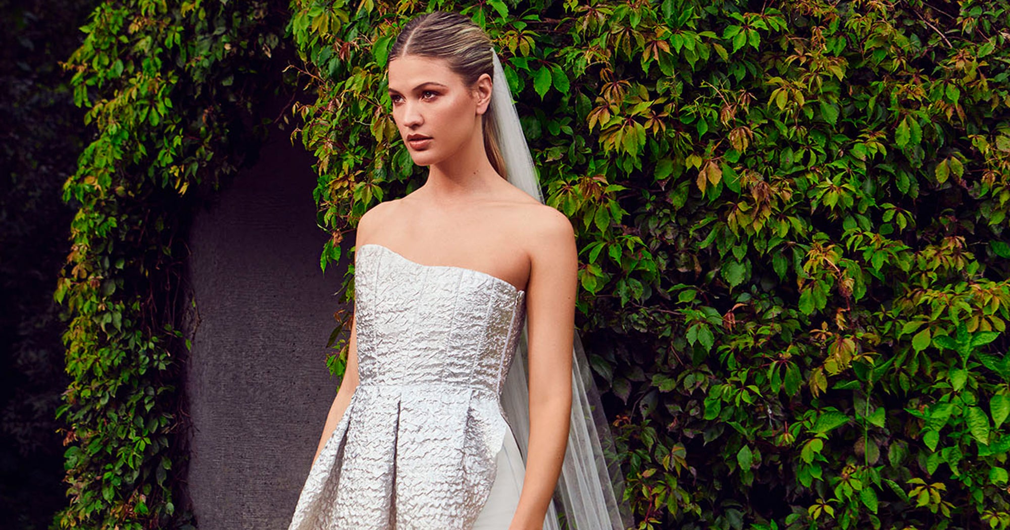 14 Non-Traditional Wedding Looks For Modern Brides