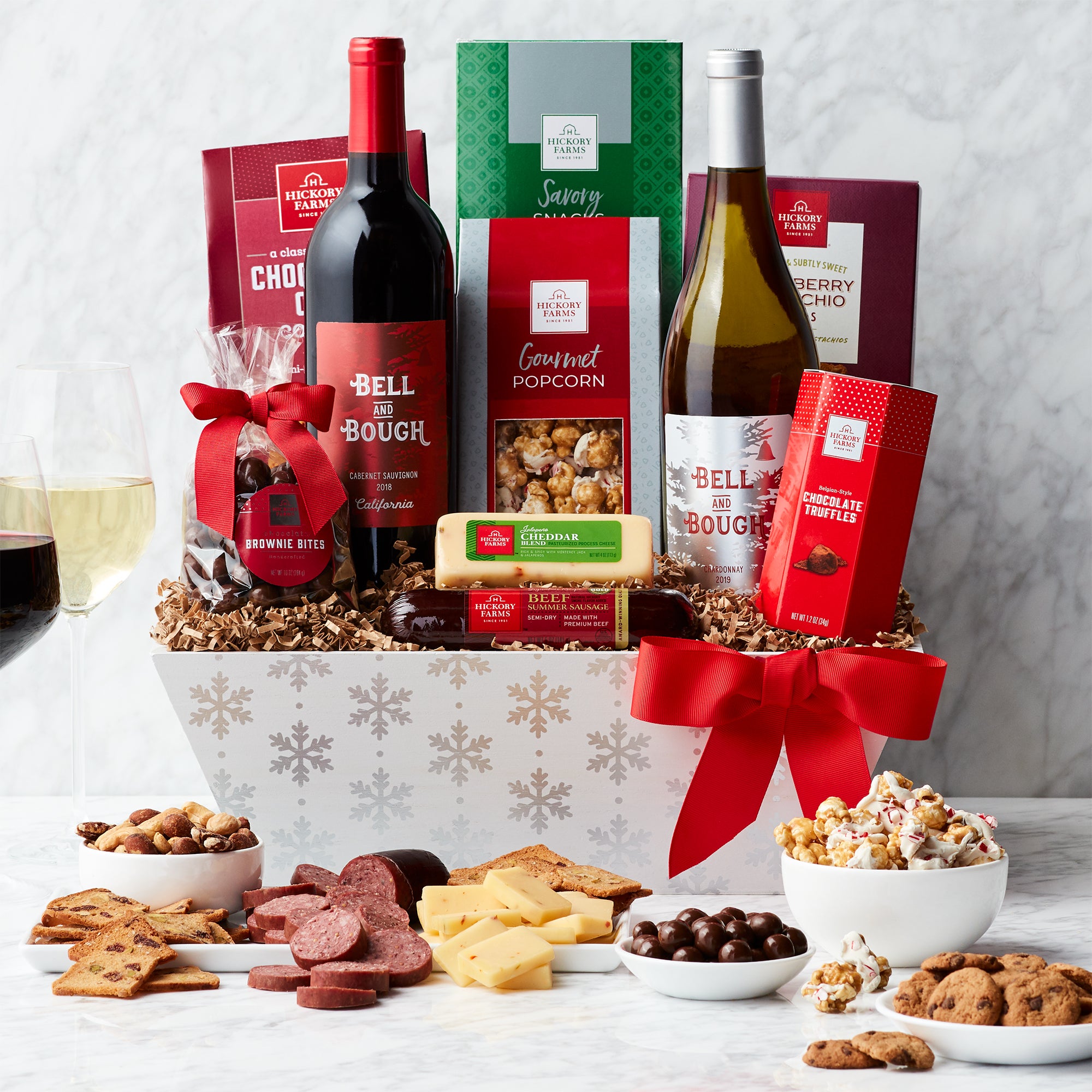 Holiday Treats & Snacks Gift Basket