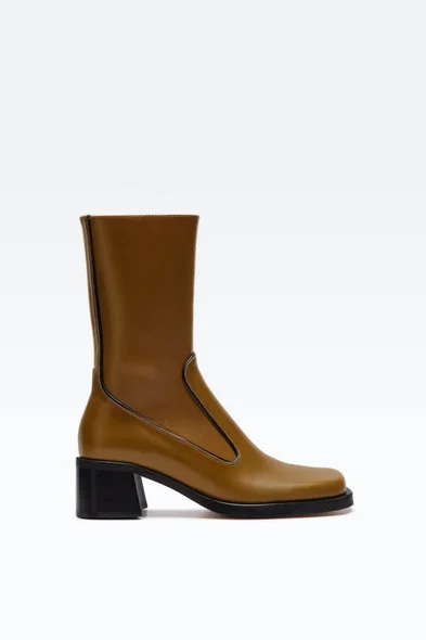 Miista deals azra boot