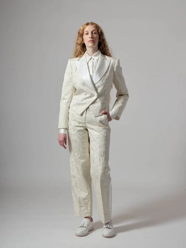 21 Best 2023 Bridal Suits For Untraditional Weddings