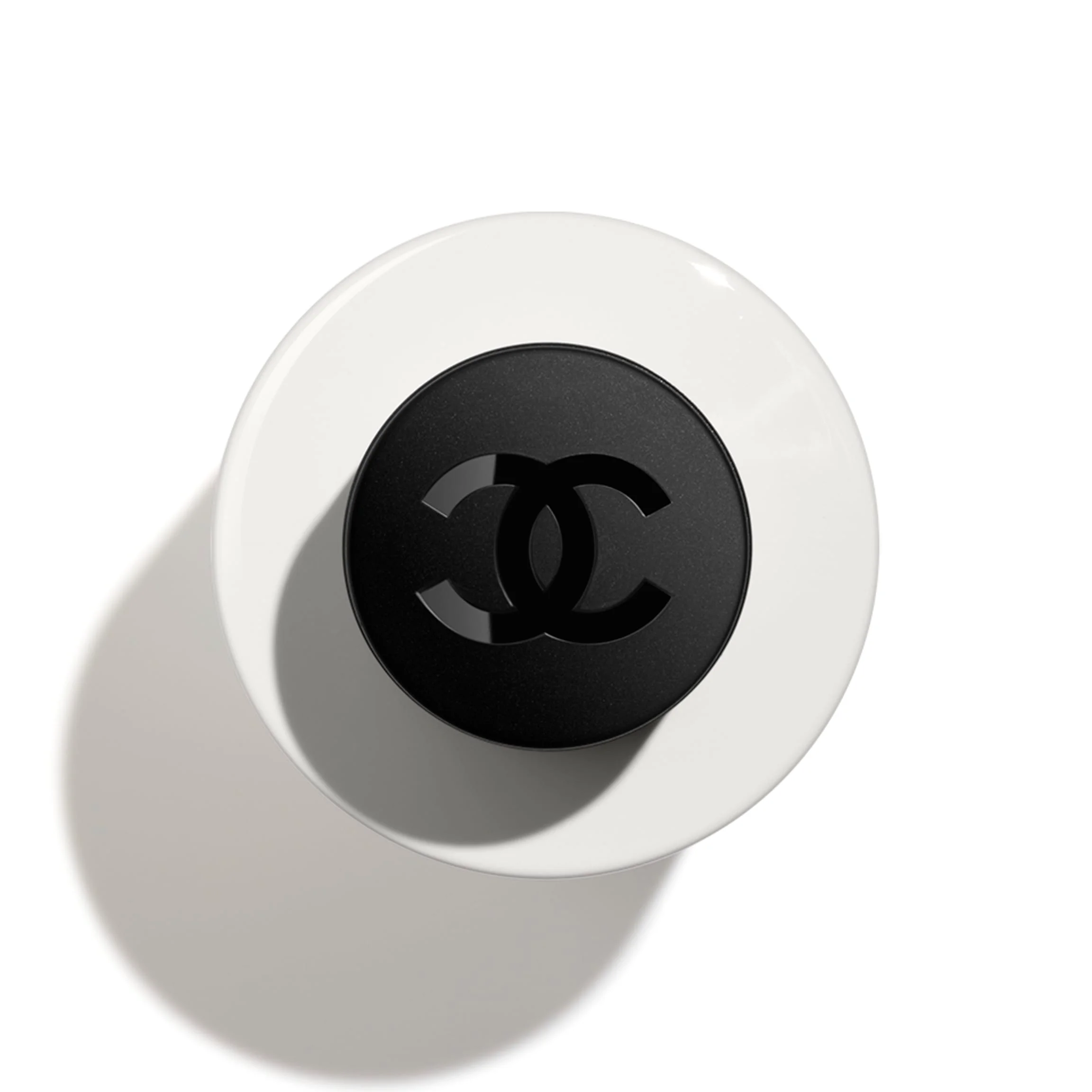 Chanel + N°1 DE CHANEL REVITALIZING LOTION Energizes – Refines