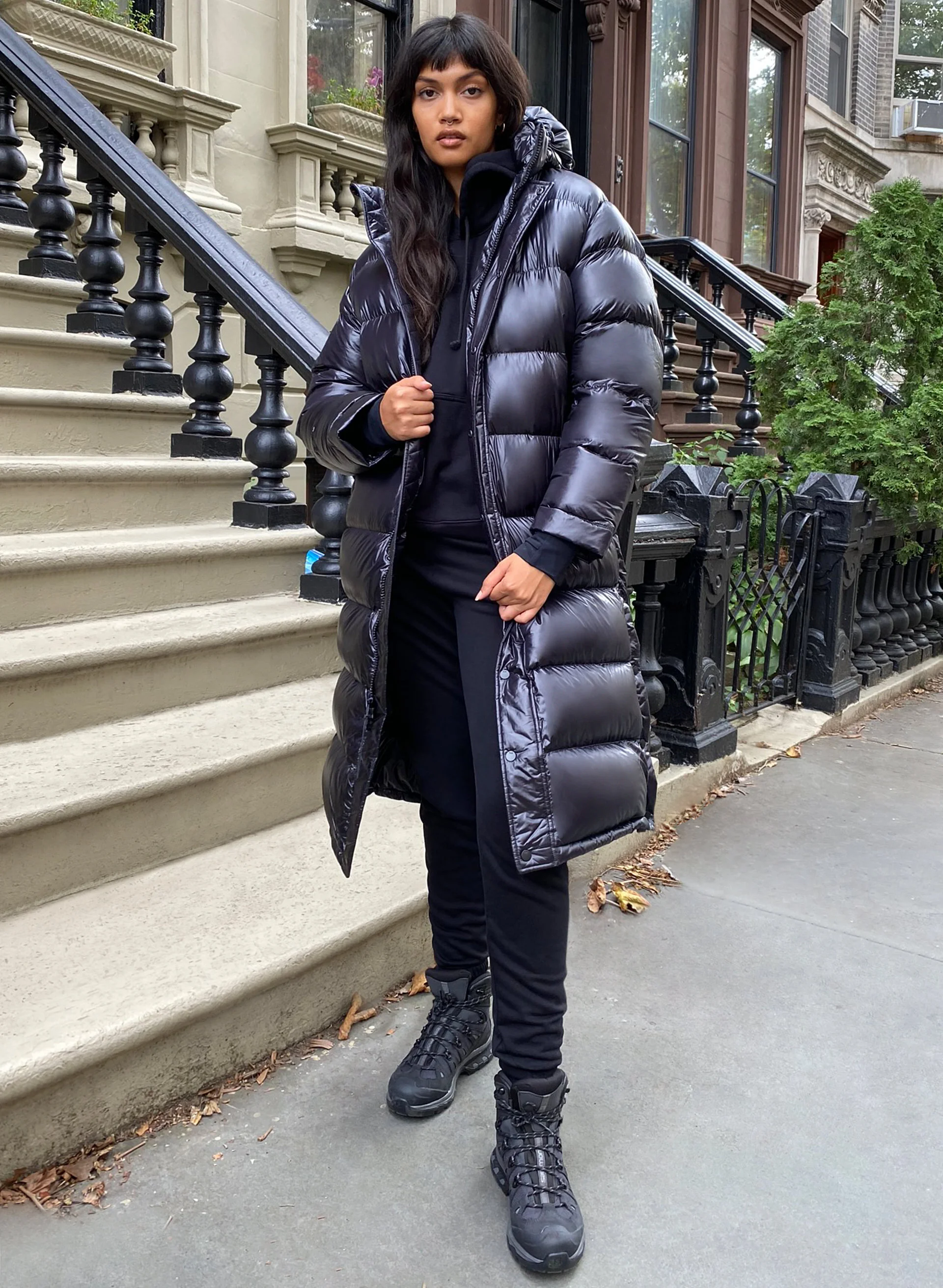 Aritzia super puff shiny black hotsell