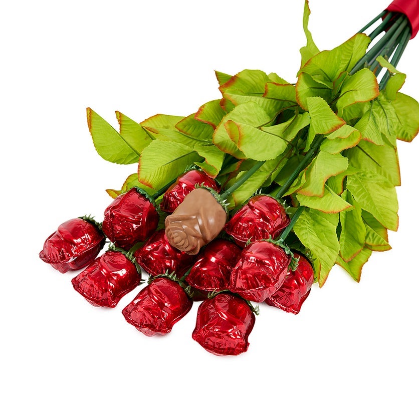 Dylan’s Candy Bar + Luxe Chocolate Rose Bouquet