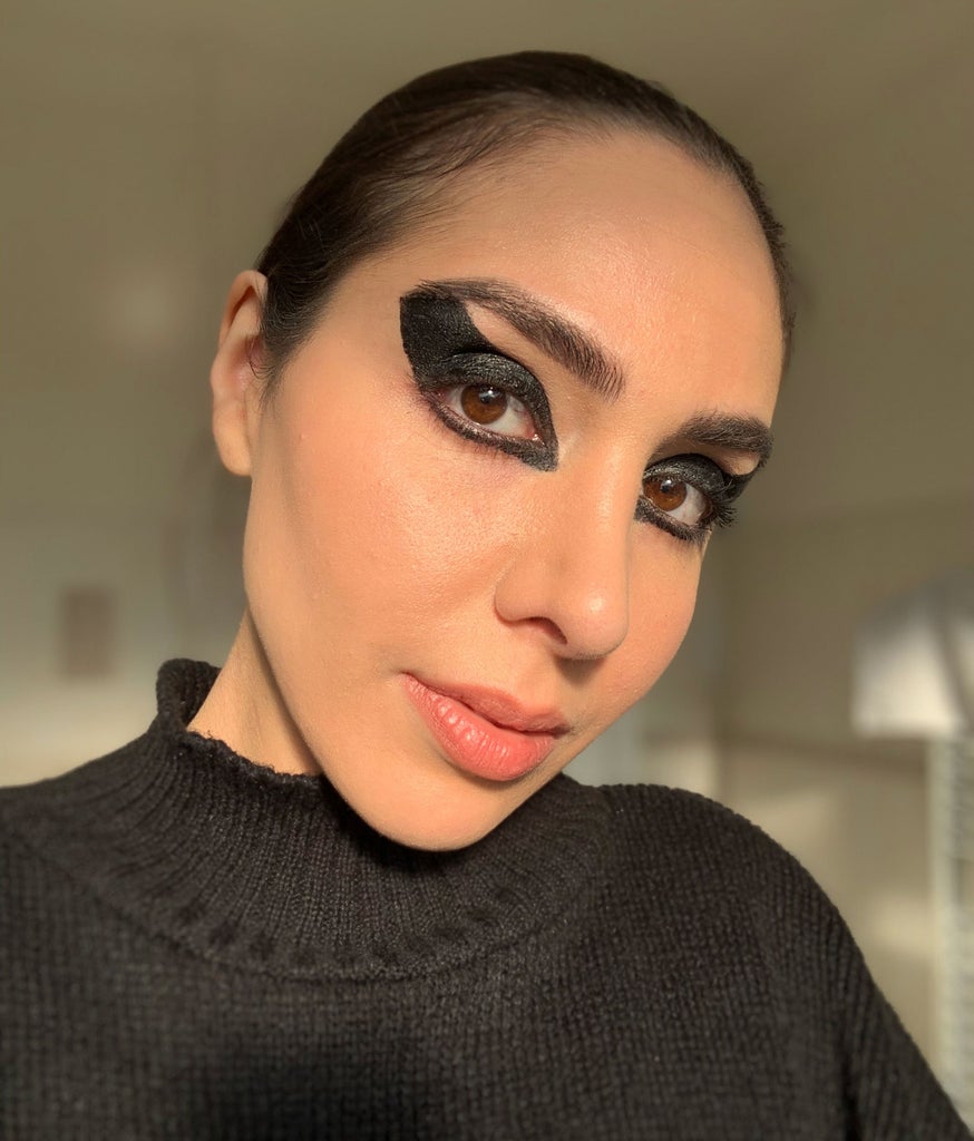 I Tried Julia Fox’s Graphic Eyeliner & Everyone I Know Had Something To Say