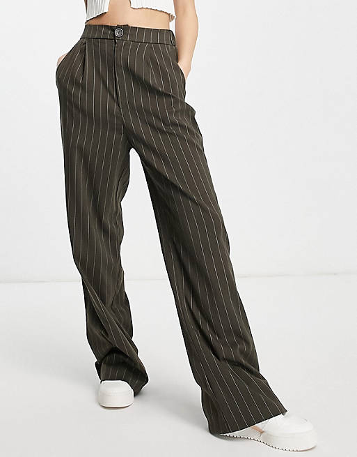 Stradivarius + Wide Leg Relaxed Dad Trousers In Dark Pinstripe