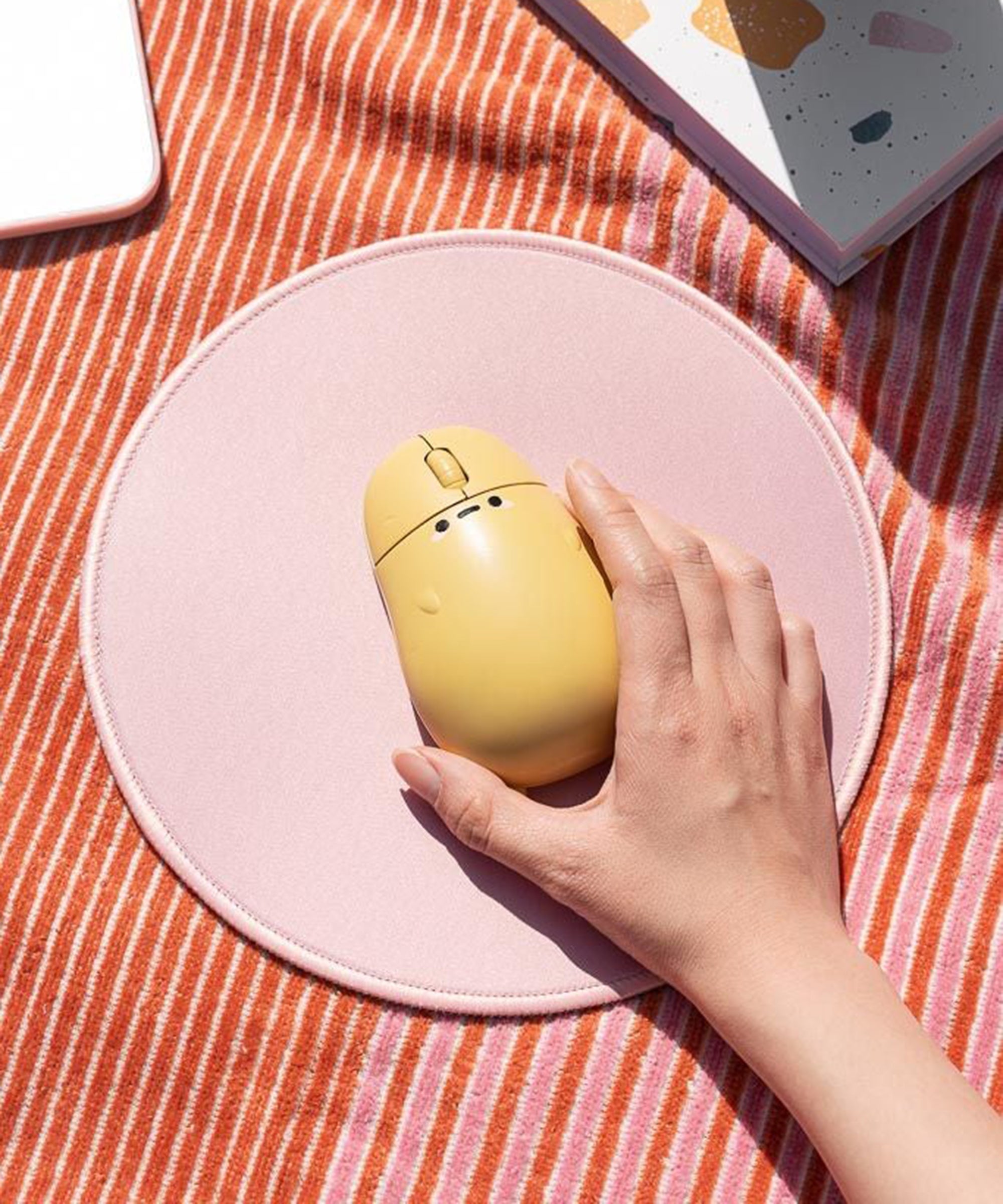 Gussy Up Your Desk with These 20 Cute Office Accessories