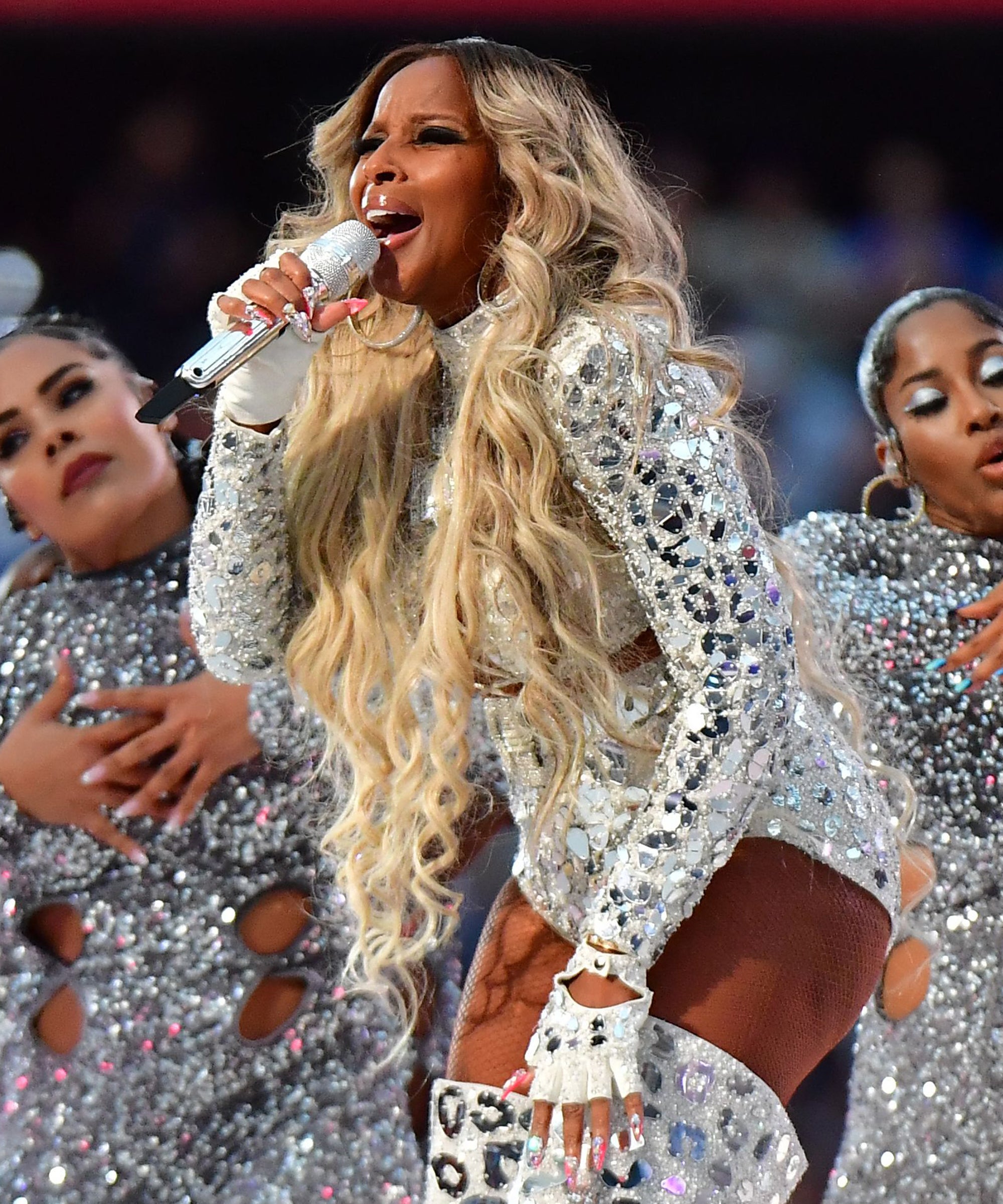 Rap takes over Super Bowl halftime, balancing celebration and