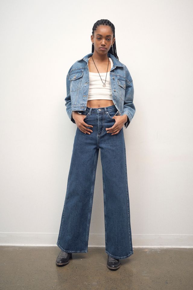 A Guide To Buying Baggy Flare Jeans At Urban Outfitters