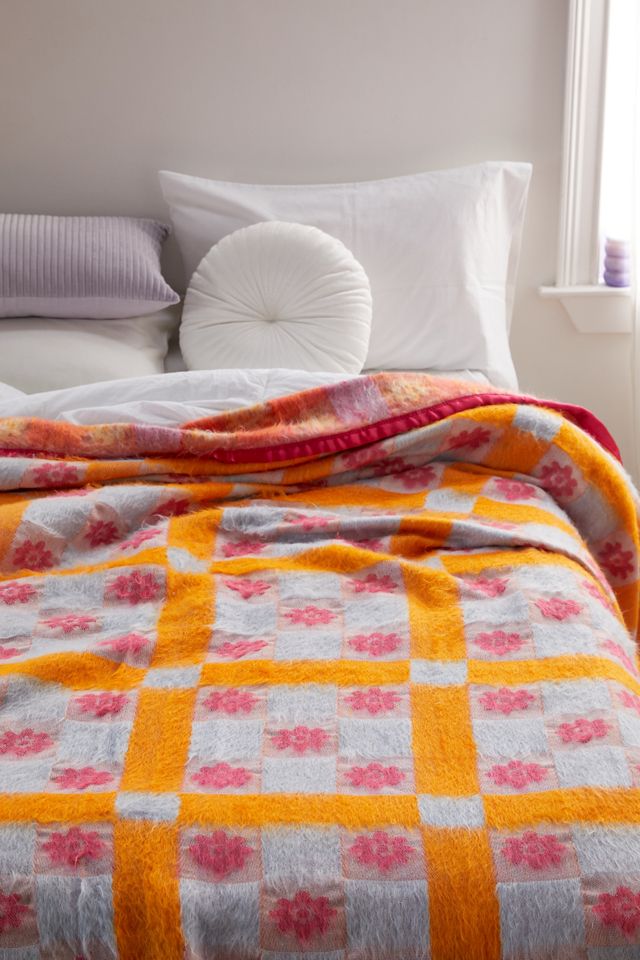 UniDes Muslin Cotton Blanket for Adult and Kids,Full/Queen Size ,100% Cotton,4-Layer Soft and Lightweight Blanket for Bed,Couch &Sofa,Muslin Coverlet for All Season 78 x 90 Coral UniDes Muslin Cotton Blanket for Adult and Kids,Full/Queen Size ,100% Cotton,4-Layer Soft and Lightweight Blanket for Bed,Couch &Sofa,Muslin Coverlet for All Season 78 x 90 Coral