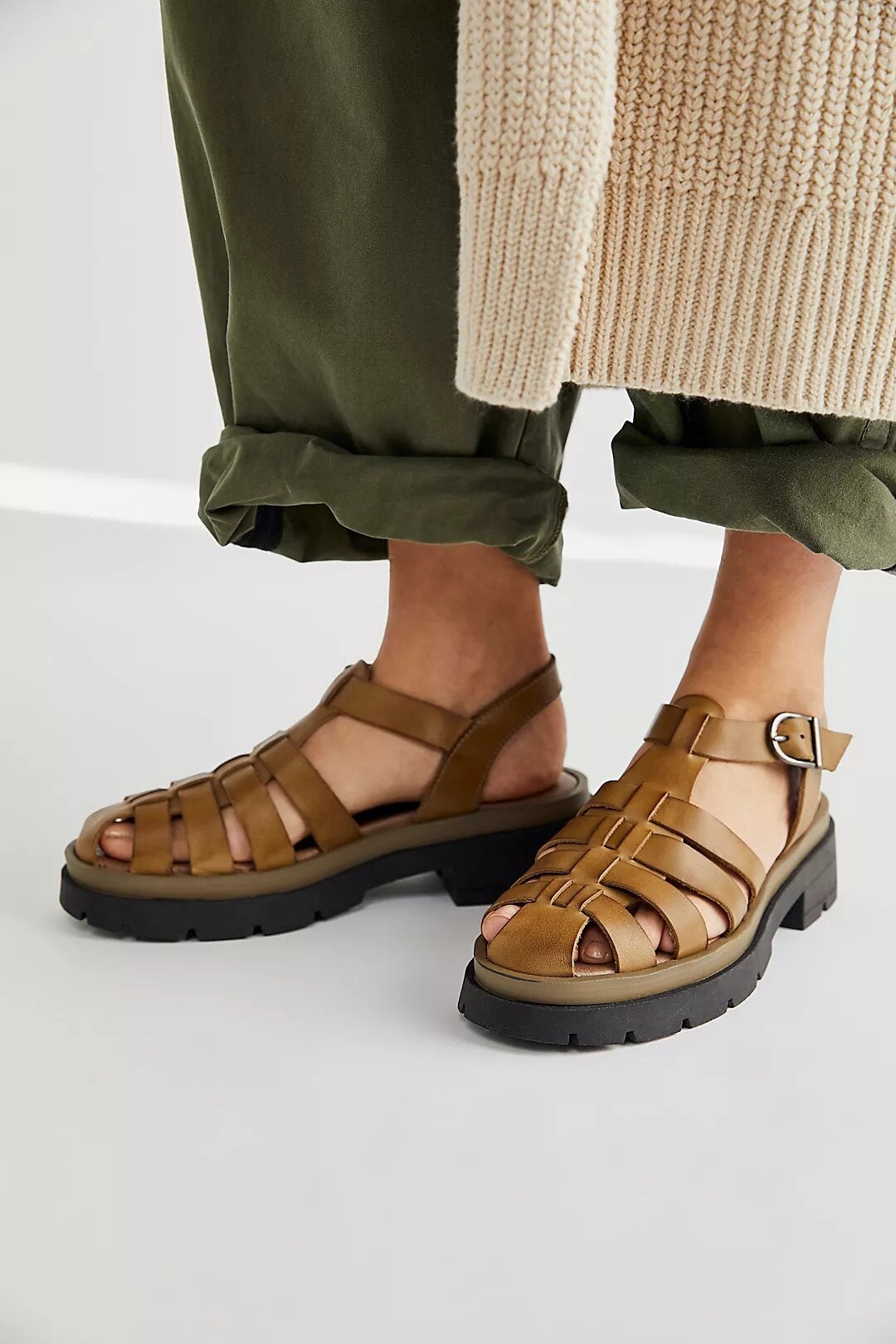 Fisherman Sandals Will Be Everywhere This Spring
