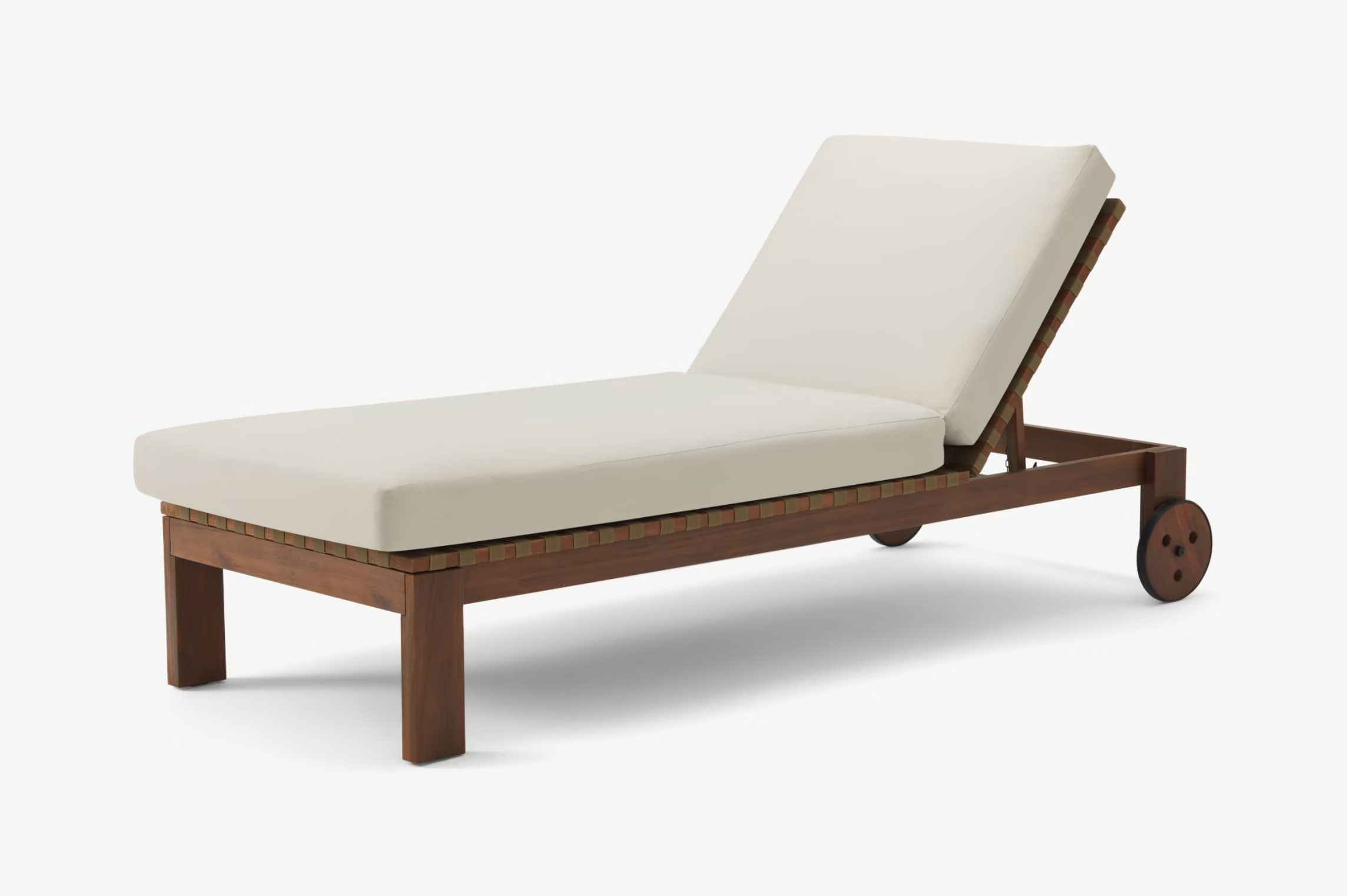 Sun lounger made 2025