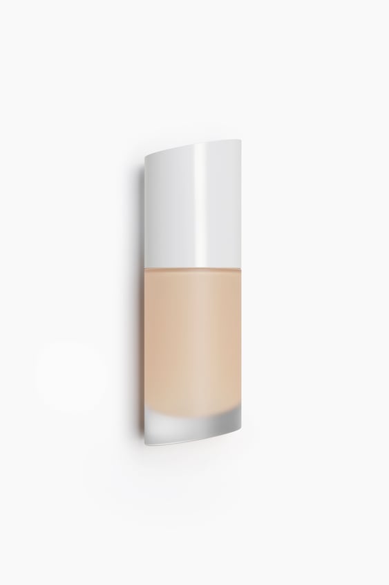 Zara + LIMITLESS SOFT MATTE FOUNDATION