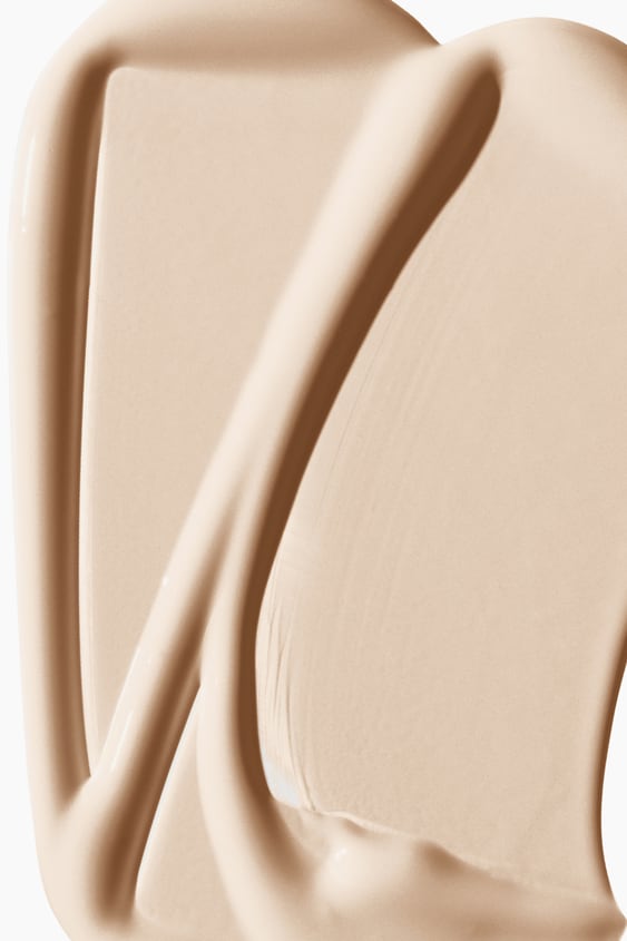Zara + LIMITLESS SOFT MATTE FOUNDATION