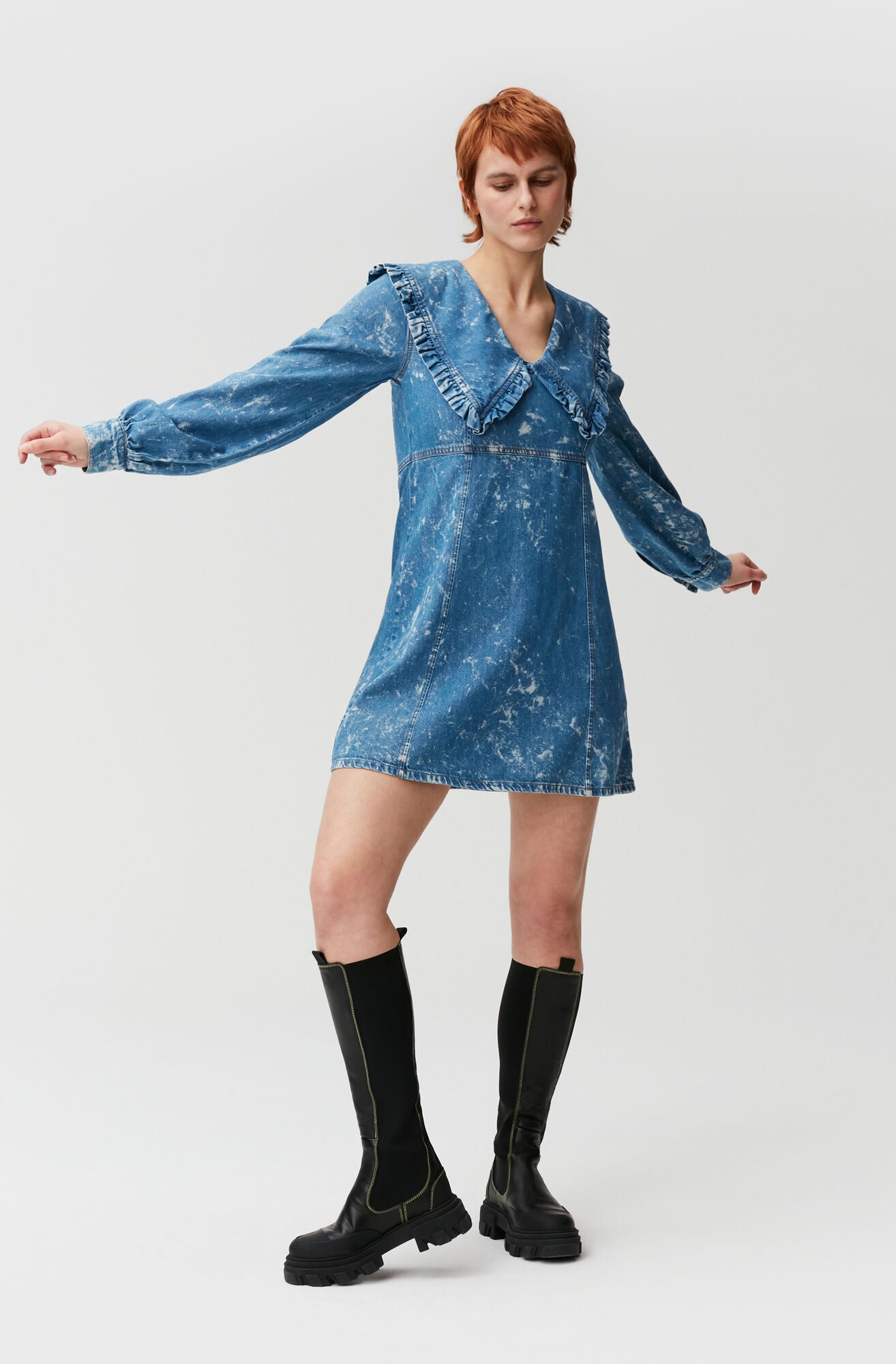 【関税込み】Ganni Flared dress Multicolour Multicolour Pleated Georgette V-neck Flounce