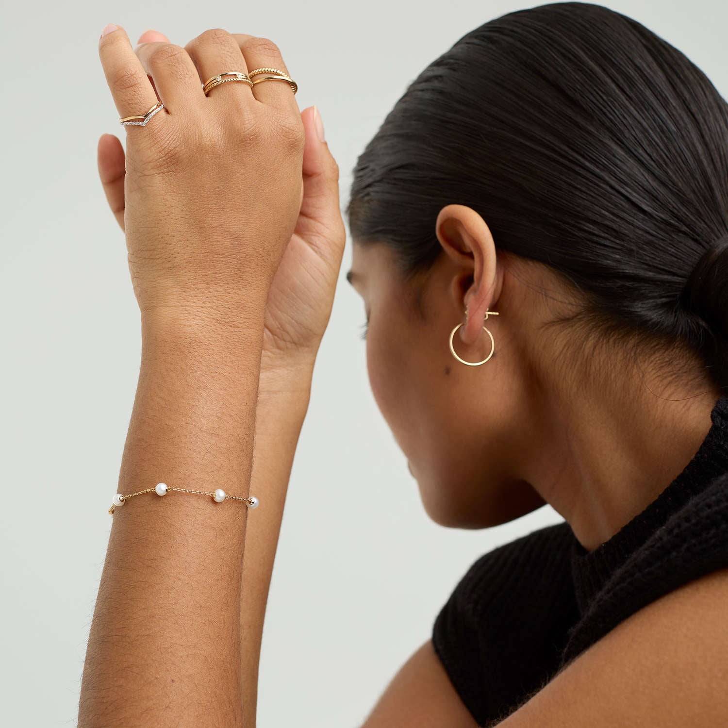 【オシャレ】MEJURI メジュリ Mini Pearl Satelliteブレスレット 18k Gold Vermeil Handcrafted Mini Pearl Satellite Bracelet