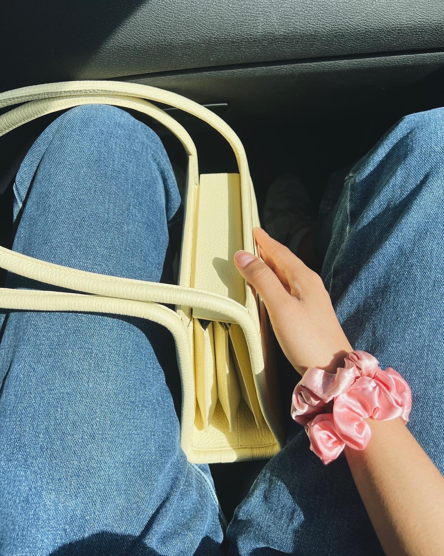 Transporting Baked Goods Damage-Free with the (Not So) Stupid Car Tray -  Teacher Baker Maker