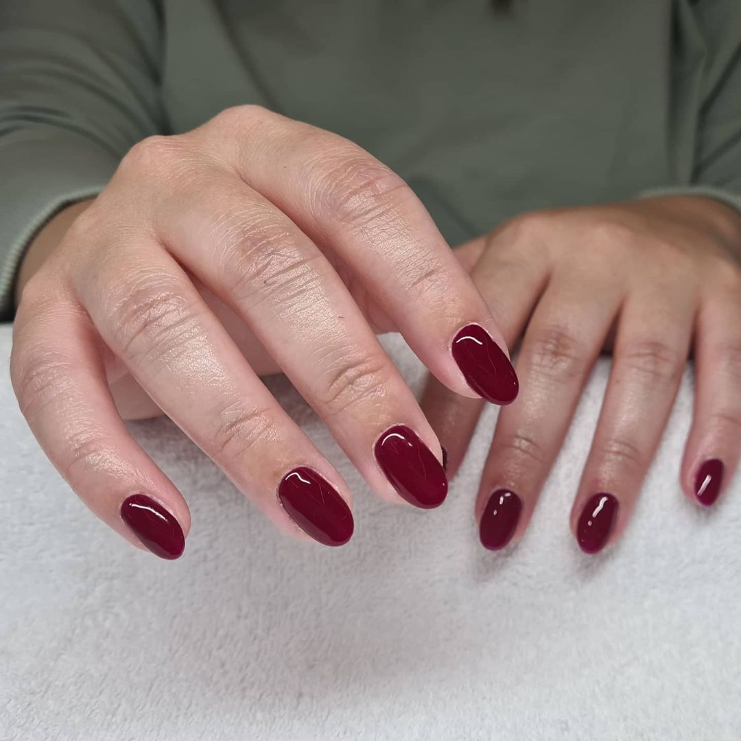 29 Burgundy Nails That You Will Fall In Love With | Burgundy nails,  November nails, Burgundy nail designs