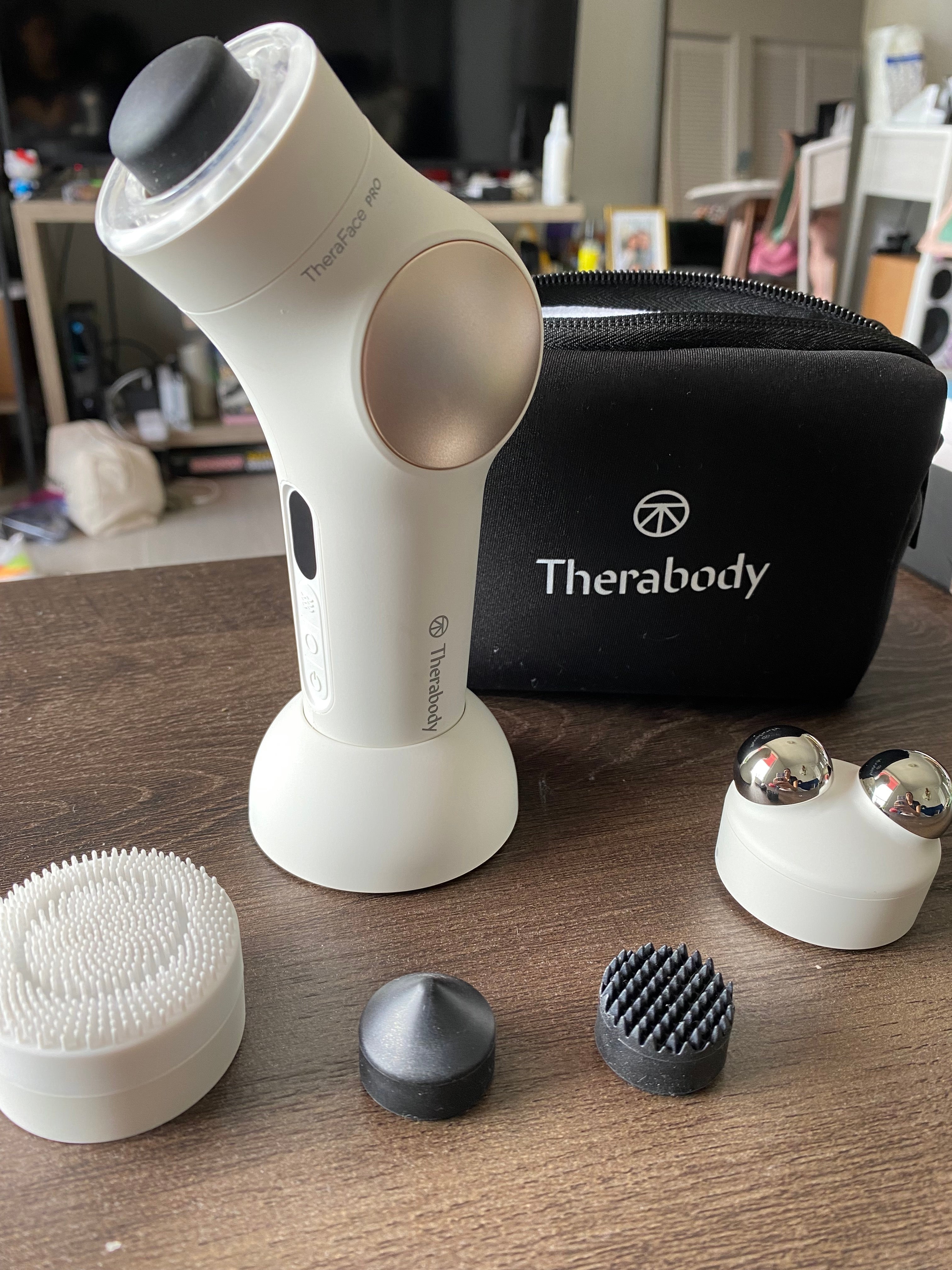 Theraface Pro Theragun For Face Tool Review 2022