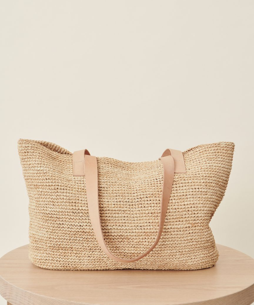 Woven discount raffia bag
