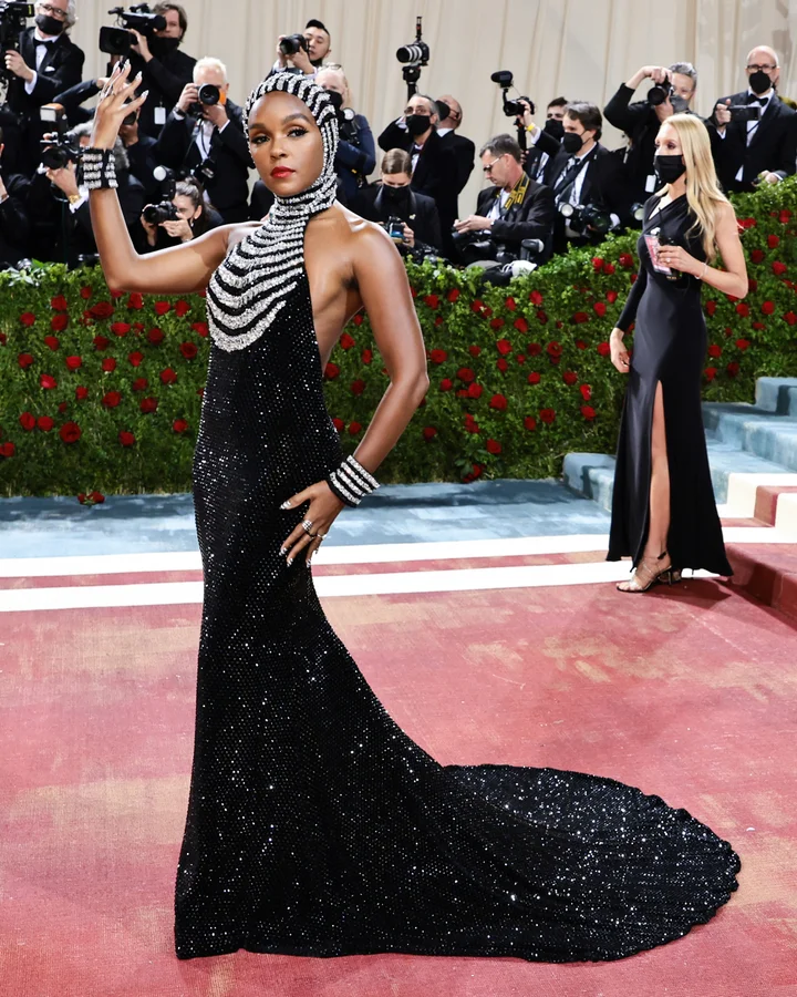 Met gala black costume Clearance