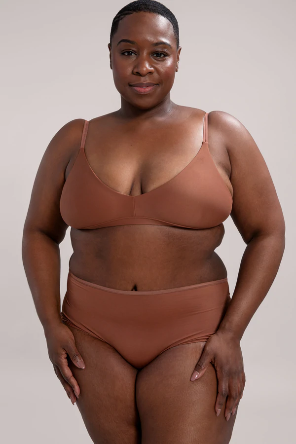 woman plus size bra and panty