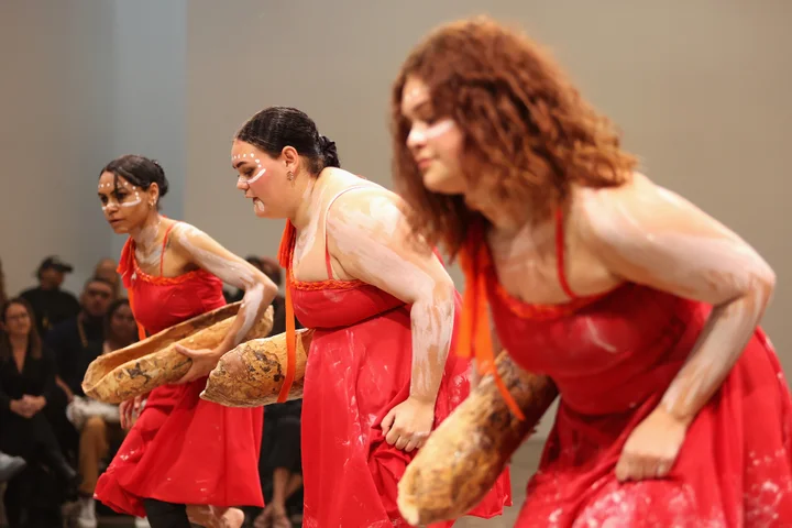 Indigenous performers 