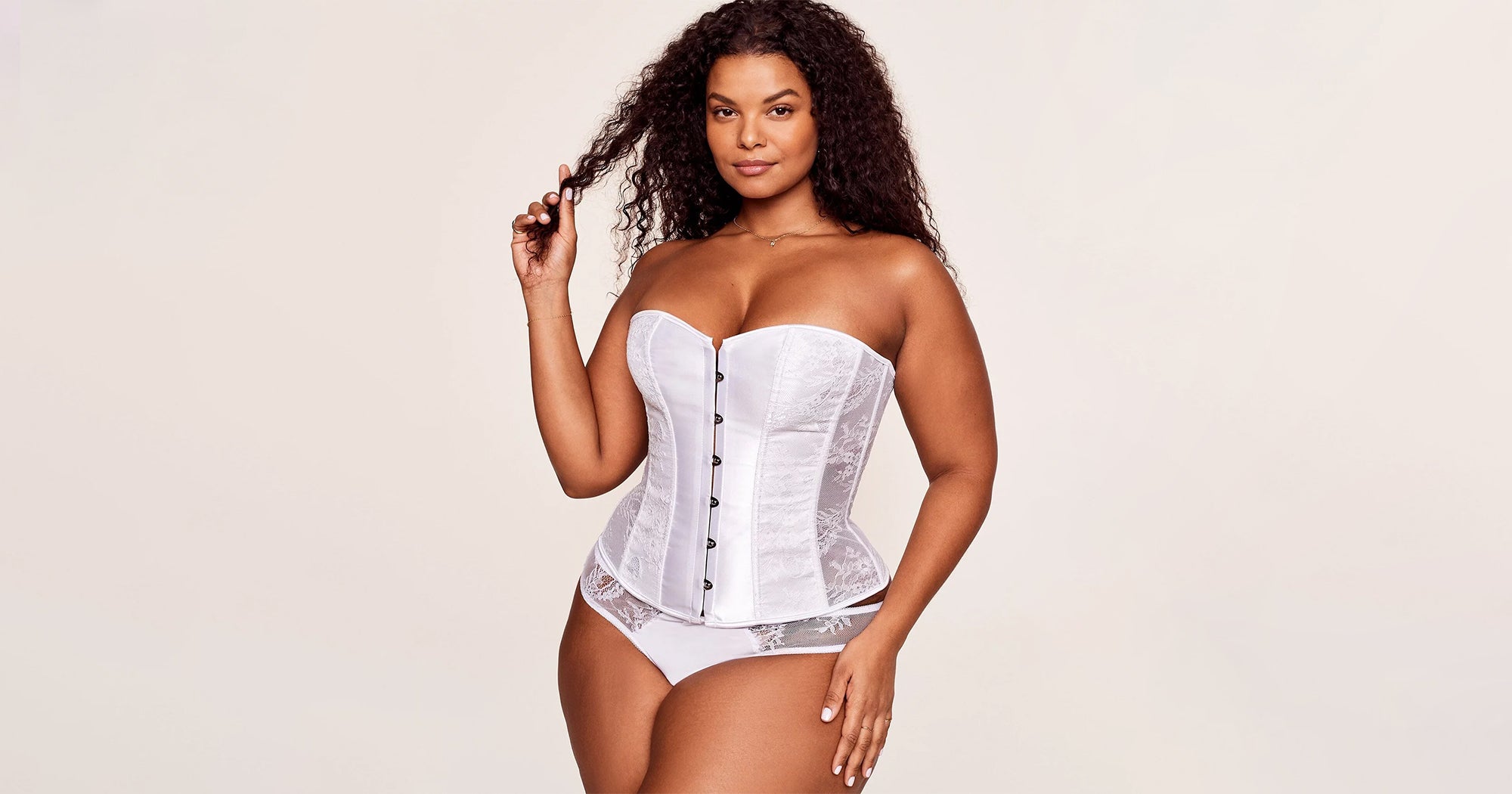 9 Of The Best Plus Size Corsets On The Internet