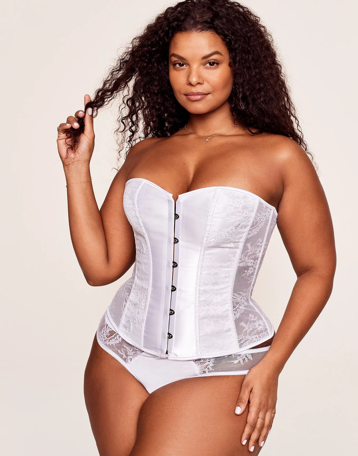 SIZING DOWN: CHOOSING YOUR NEXT SMALLER CORSET