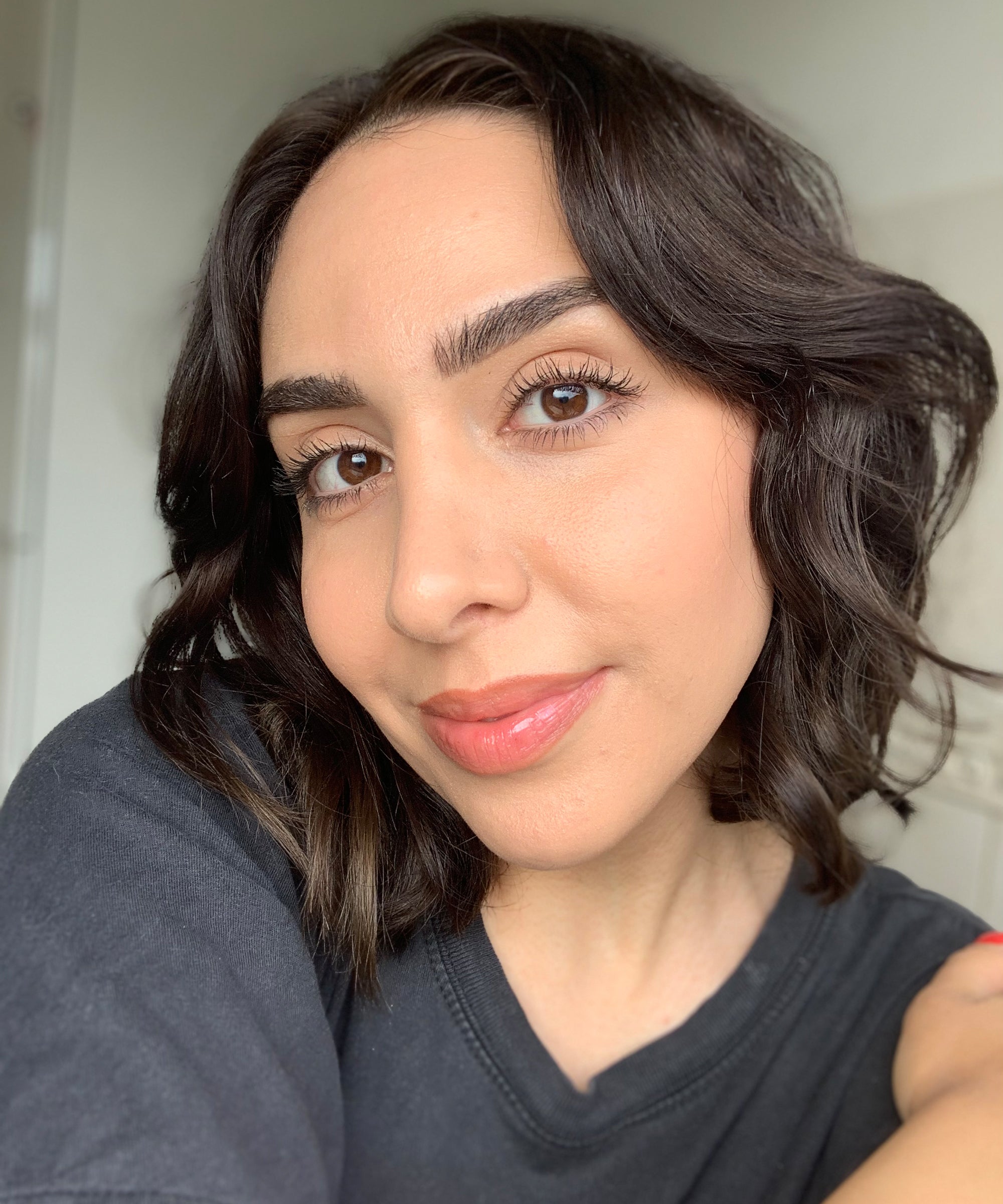 6 Natural Summer Makeup Tips I Learned From An MUA
