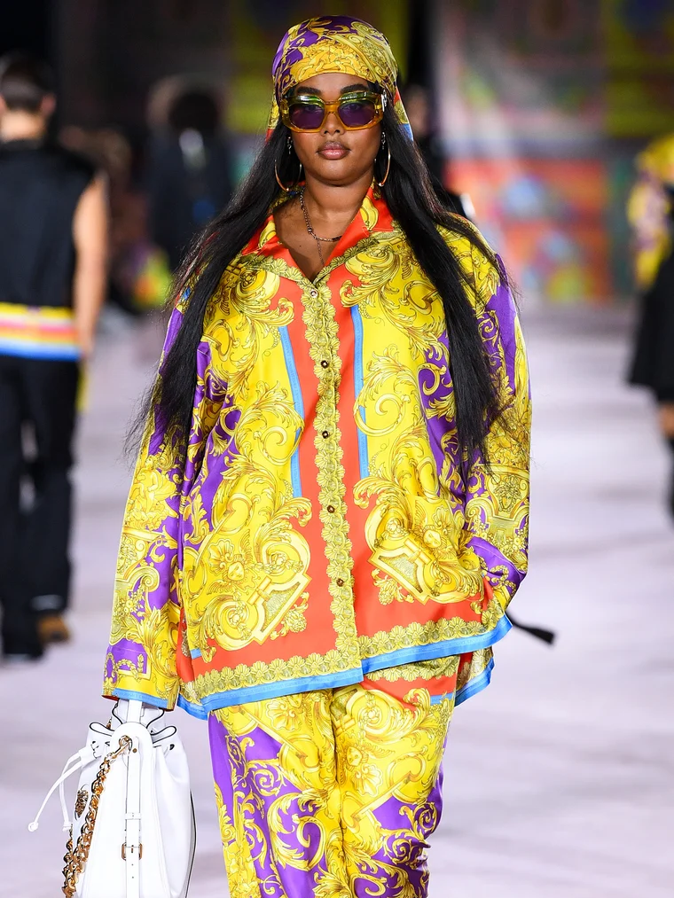 Versace woman cloth Clearance