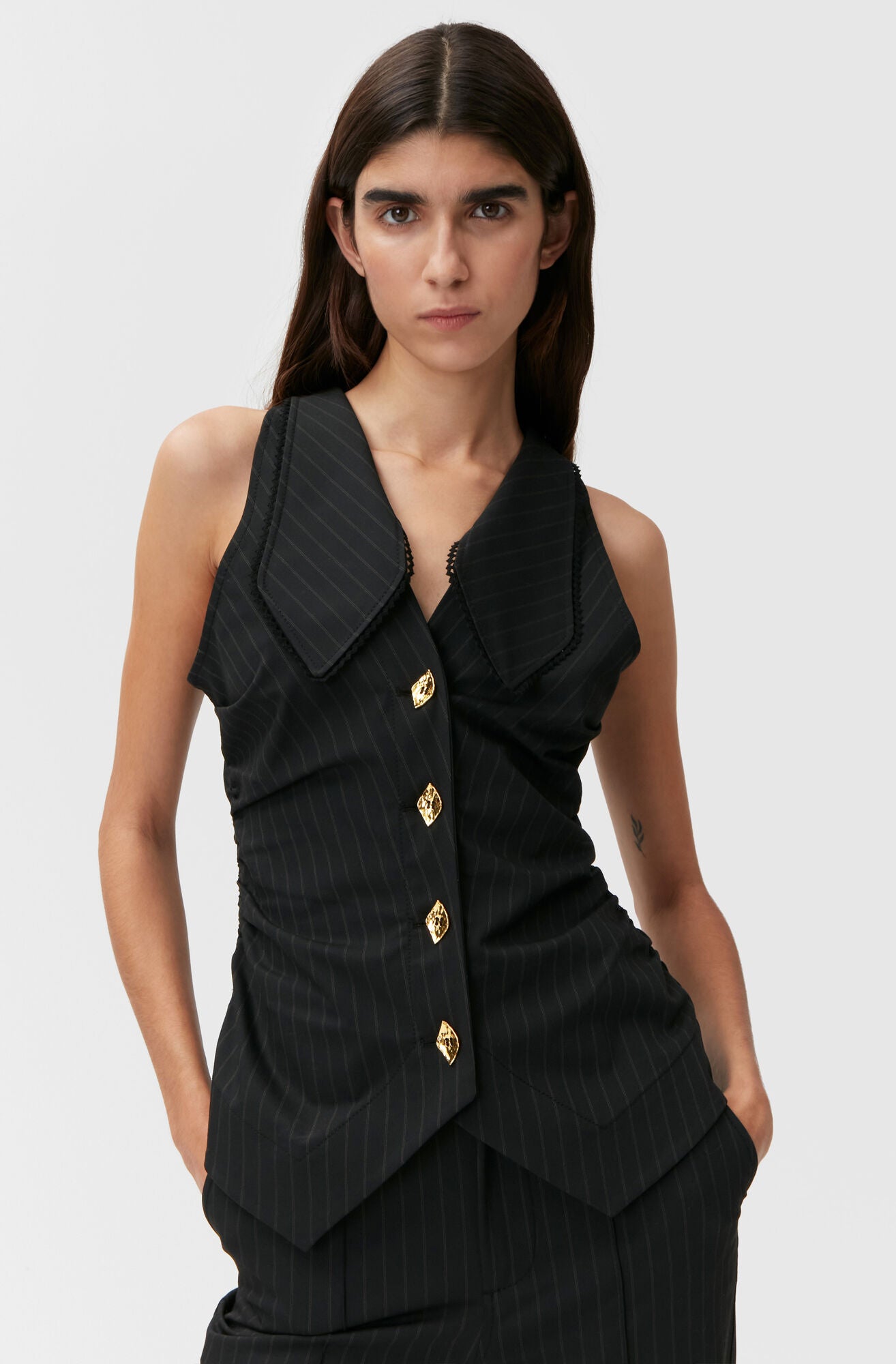 アウターその他 GANNI Woman Waistcoat Blue K2348 628 Simply Purple Purple Lambswool O-neck Vest | GANNI US