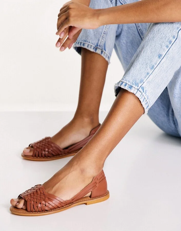 Wide fit sales tan flat sandals