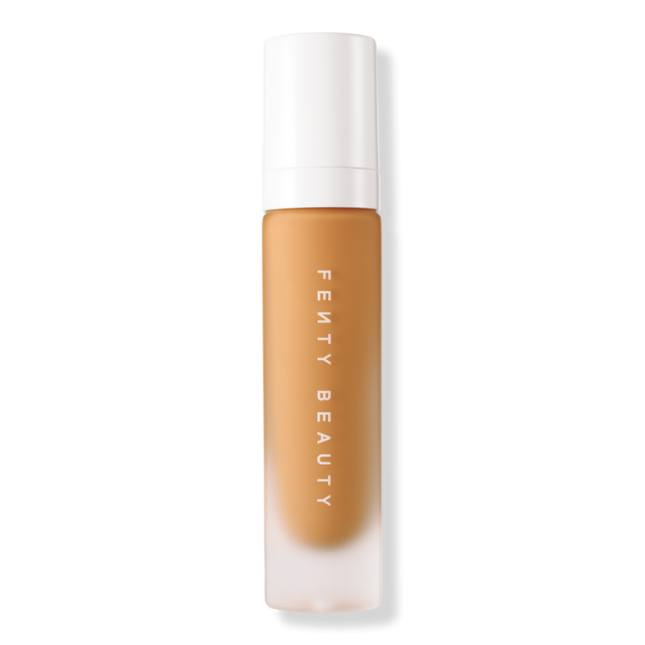 Rihanna Pro Filt’r Soft Matte Longwear Liquid Foundation