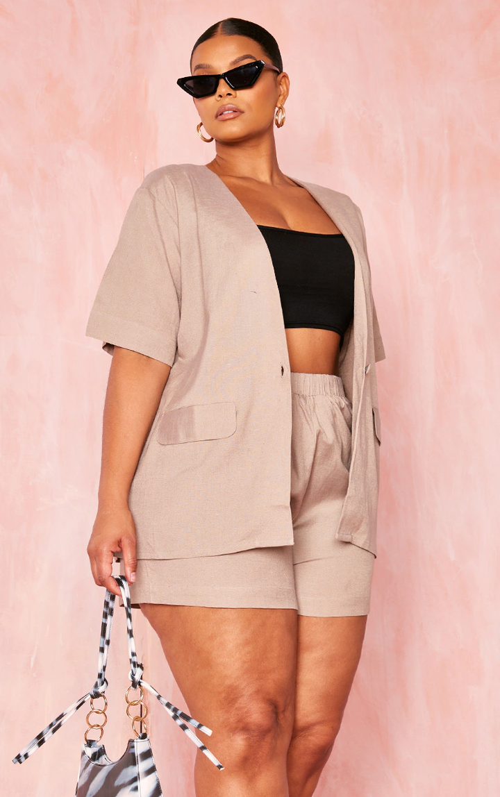 The Best Short Sets For Women To Wear In Summer 2022