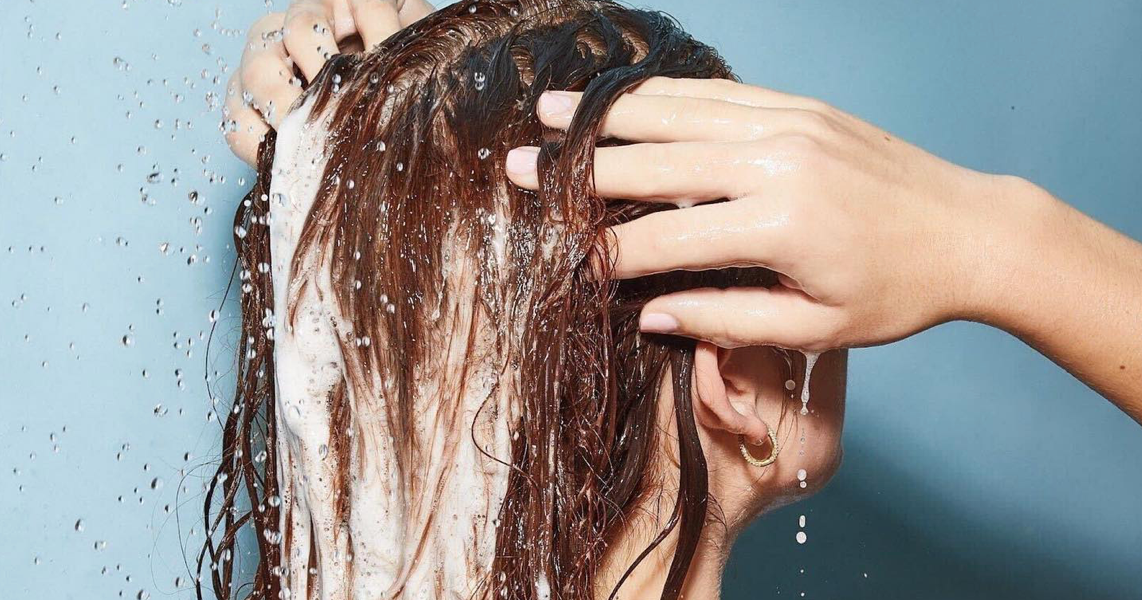 Best Shampoo For Oily Hair To Make It Look Less Greasy