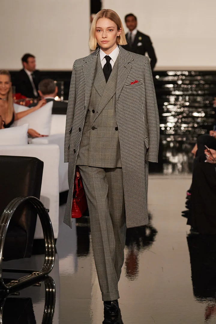 Louis Vuitton® Mng Stripes Tie Grey. Size in 2023