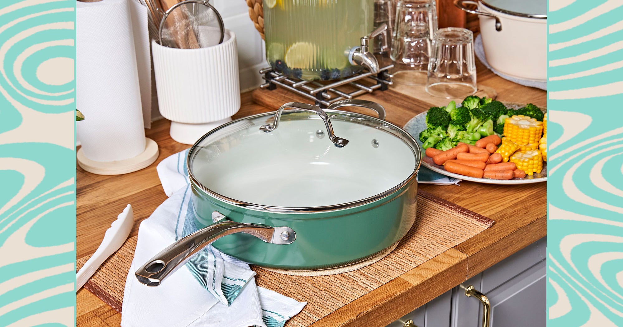 Cosmic Cookware’s Cosmo Pan Is Perfect For Lazy Chefs