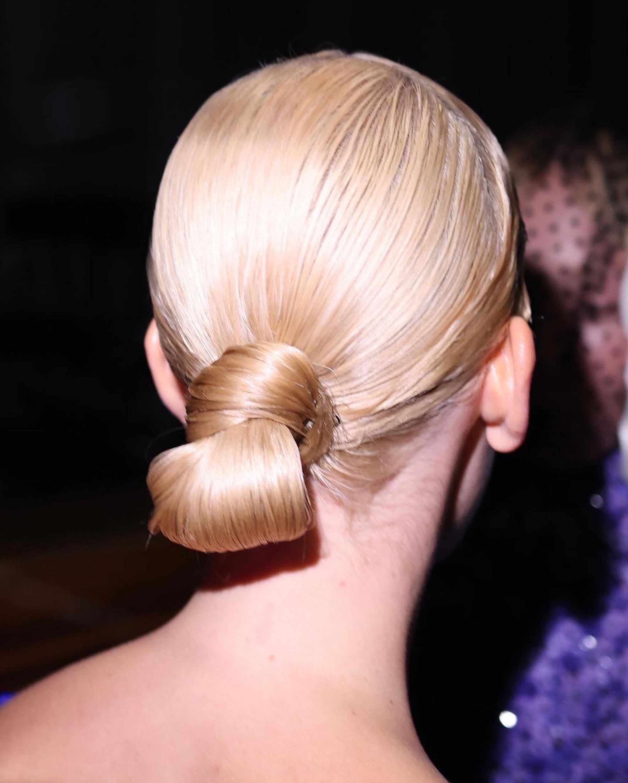 How to Achieve the Sleek Hair Bun Every Busy Hair Lover Is Doing –  SureThik-USA