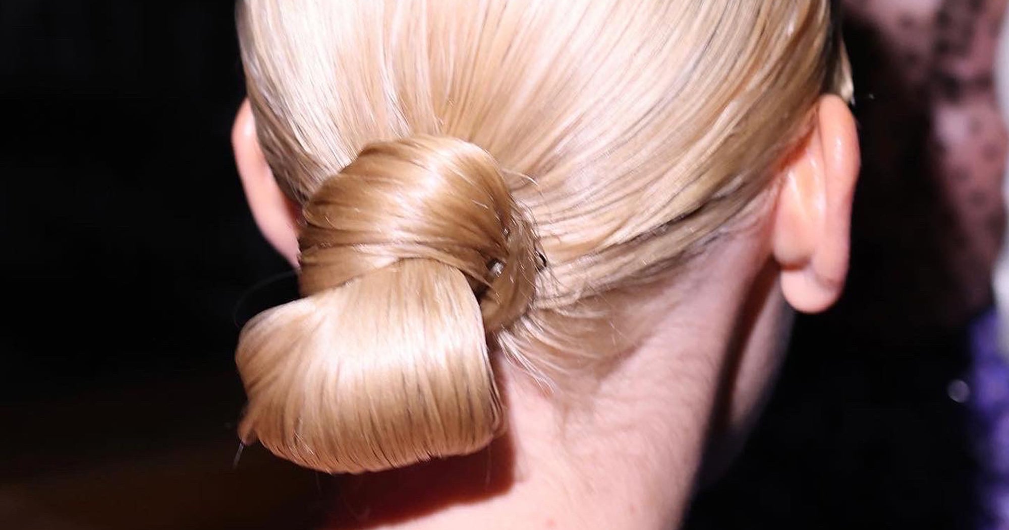 How To Do London Fashion Week's Looped Bun On All Hair