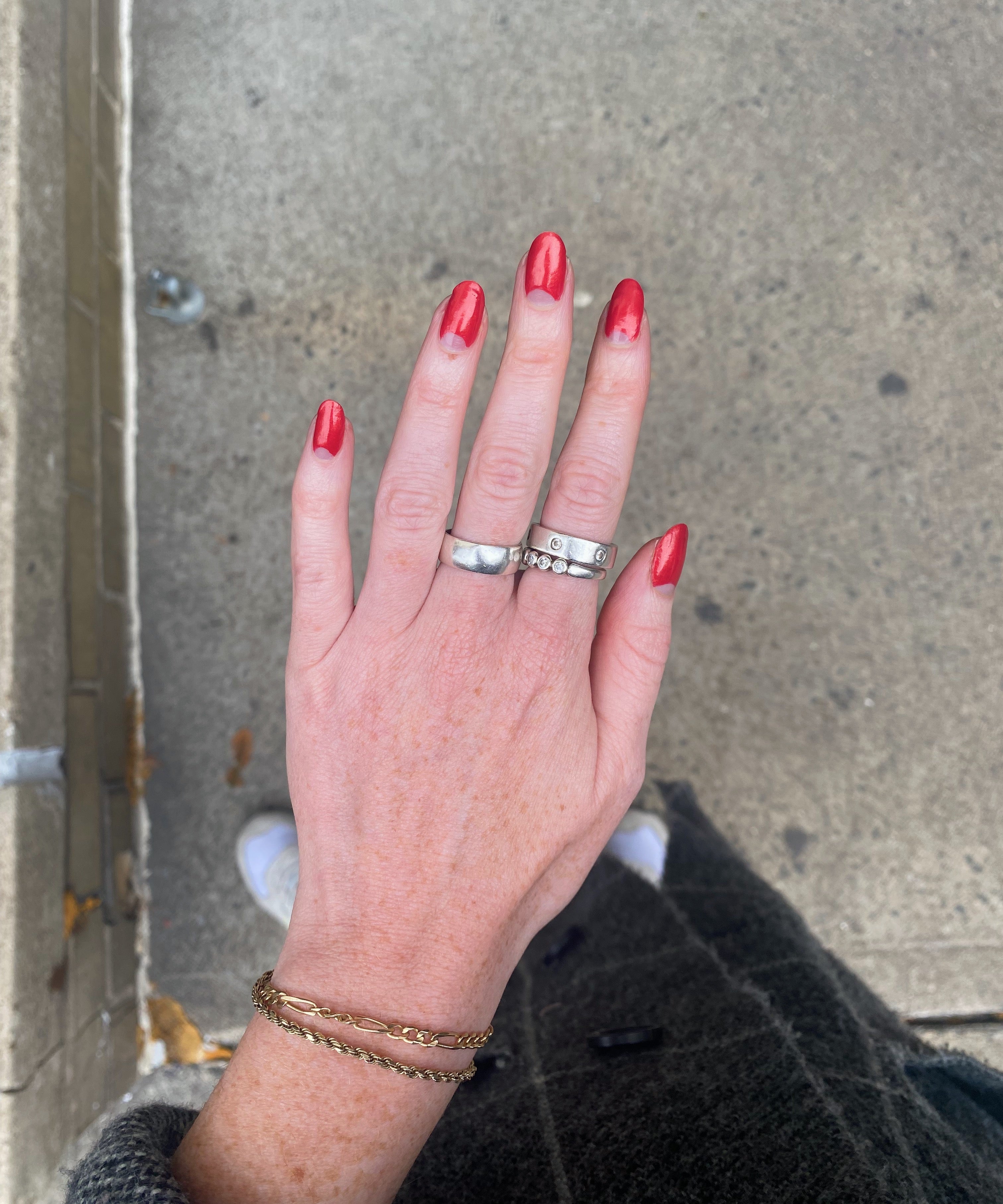 I Tried The Vintage 'Half Moon' Manicure & It's So Chic